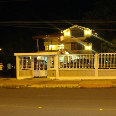 Hostal La Molienda 푸요 외부 사진